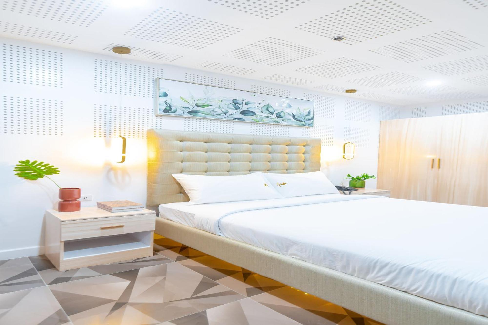 The Glend Hotel Iloilo Passi Buitenkant foto
